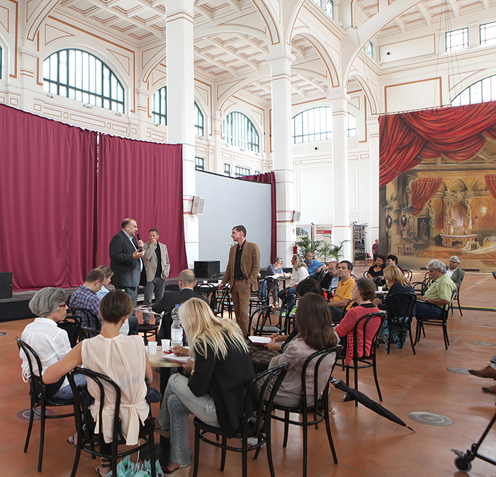 Salotto vienna a trieste”. il primo salotto contemporaneo darte ... Salotto contemporaneo